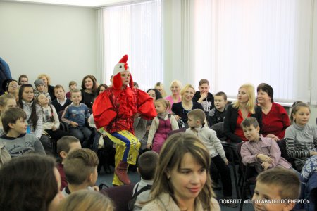 Святий Миколай та профспілковий комітет «ПОЛТАВАТЕПЛОЕНЕРГО» привітали малечу зі святом