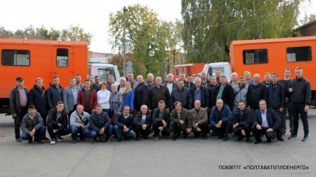 Вітаємо всіх наших автомобілістів зі святом, і особливо тих із них, для кого це свято стало професійним!