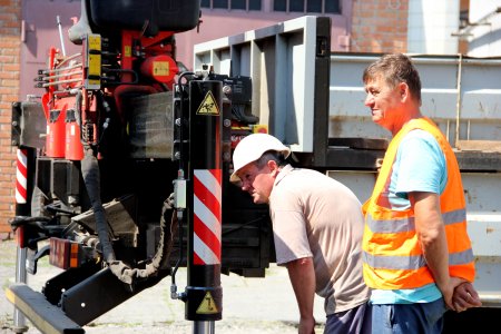 ВІТАЄМО КОЛЕГ ІЗ ДНЕМ ПРАЦІВНИКІВ ЖИТЛОВО- КОМУНАЛЬНОГО ГОСПОДАРСТВА І ПОБУТОВОГО ОБСЛУГОВУВАННЯ НАСЕЛЕННЯ УКРАЇНИ!