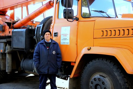 ВІТАЄМО КОЛЕГ ІЗ ДНЕМ ПРАЦІВНИКІВ ЖИТЛОВО- КОМУНАЛЬНОГО ГОСПОДАРСТВА І ПОБУТОВОГО ОБСЛУГОВУВАННЯ НАСЕЛЕННЯ УКРАЇНИ!
